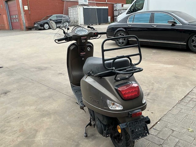 Riva znau50 scooter - afbeelding 12 van  17
