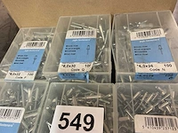 Rivet nagels en afstand houders - afbeelding 3 van  6
