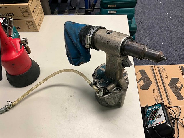 Rivetteertoestellen/blindklink/popnageltang (3x) - afbeelding 10 van  11