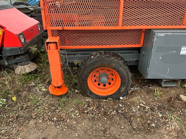 Riwal schaarhoogwerker - afbeelding 4 van  5