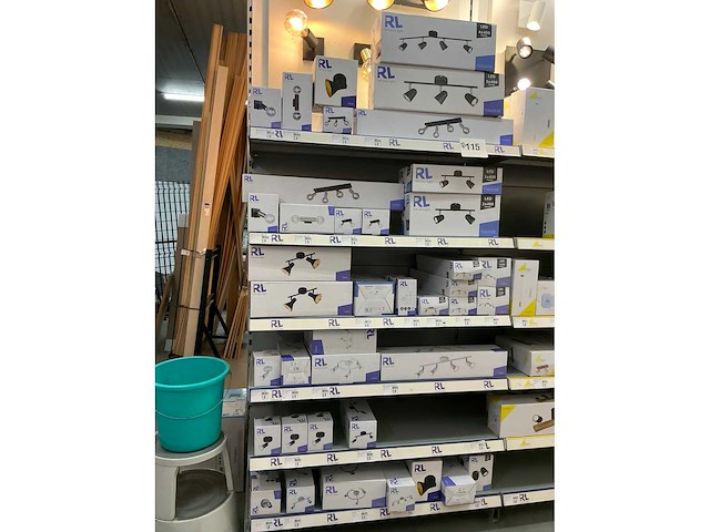 Rl lighting plafond -en wandlampen (42x) - afbeelding 1 van  2