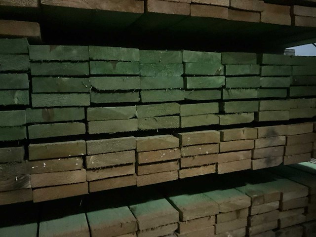 Rnd houten balken/planken 4,20 meter lengte (100x) - afbeelding 9 van  10