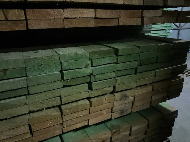 Rnd houten balken/planken 4,20 meter lengte (100x) - afbeelding 2 van  10