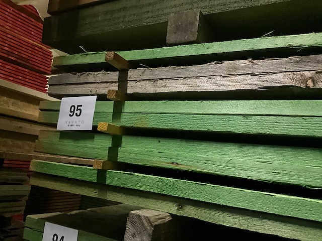 Rnd houten balken/planken 4,20 meter lengte (90x) - afbeelding 6 van  13