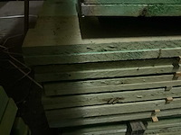 Rnd houten balken/planken 4,50 meter lengte (100x) - afbeelding 1 van  1