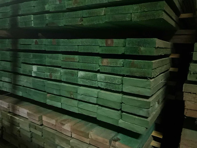 Rnd houten balken/planken 4,50 meter lengte (50x) - afbeelding 12 van  12