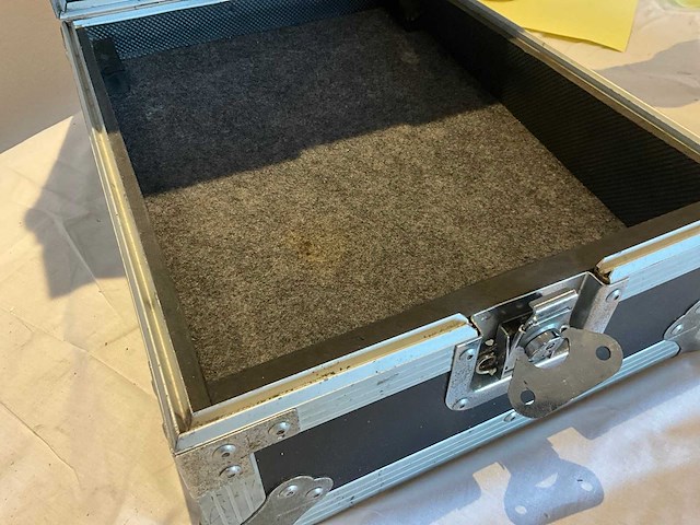 Roadready flightcase - afbeelding 4 van  4