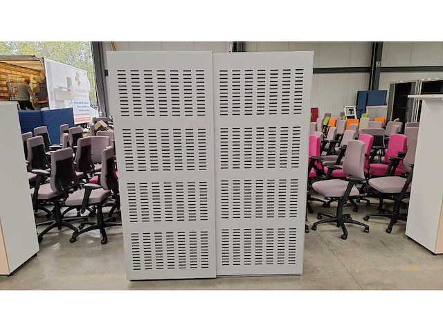 Robberechts - akoestische schuifdeurkast - afbeelding 1 van  8