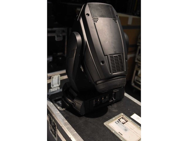 Robe - mmx - moving heads incl flightcase (2x) - afbeelding 1 van  3