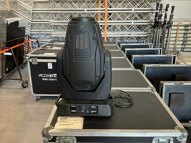 Robe robin 600e spot moving head (2x) - afbeelding 1 van  6