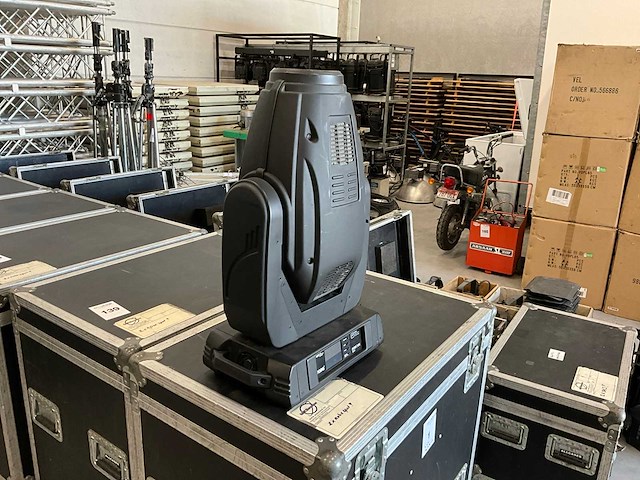Robe robin 600e spot moving head (2x) - afbeelding 3 van  6