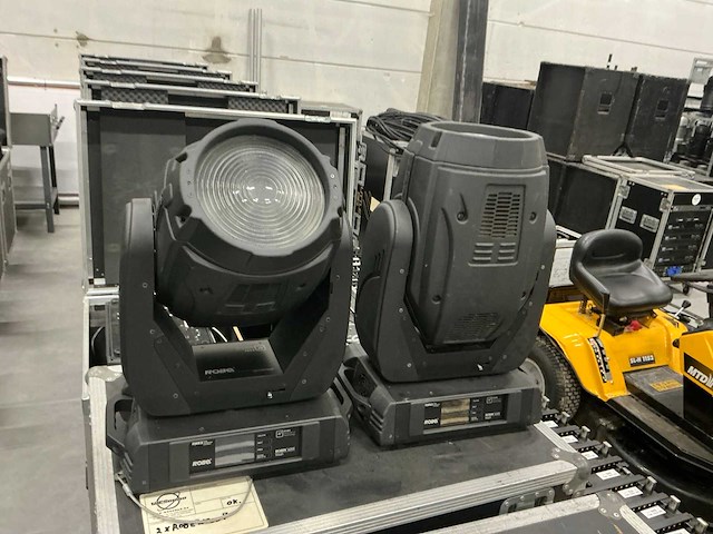 Robe robin 600e wash moving head (2x) - afbeelding 1 van  6