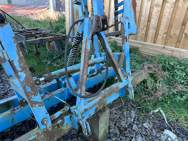 Robert scavenger scarifier - afbeelding 10 van  12