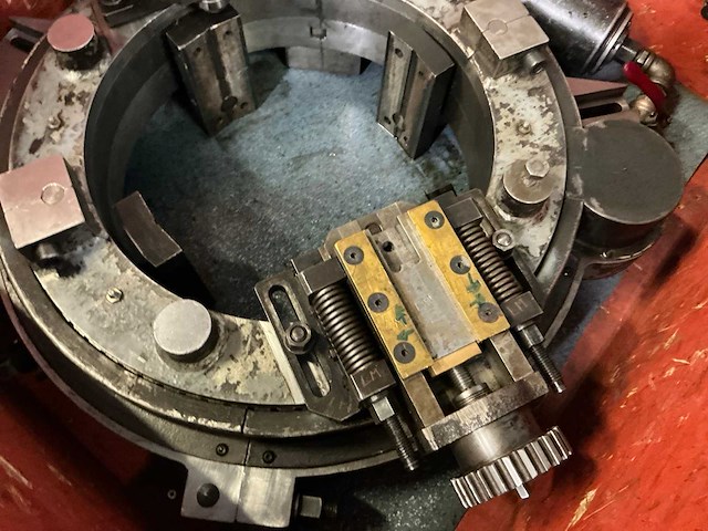 Roberts c1 pijpsnijmachine 6”-12” - afbeelding 4 van  7
