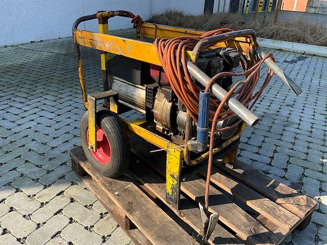 Robin diesel arc 170 d elektrode lasapparaat - afbeelding 1 van  14