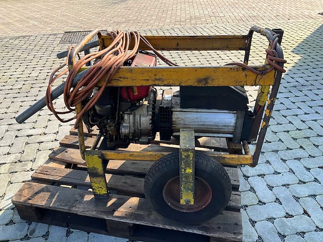 Robin diesel arc 170 d elektrode lasapparaat - afbeelding 9 van  14