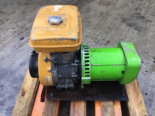 Robin ey28 noodgenerator - afbeelding 1 van  6