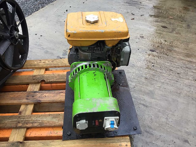 Robin ey28 noodgenerator - afbeelding 1 van  3