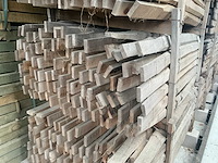 Robinia ligger gezaagd (100x) - afbeelding 2 van  3