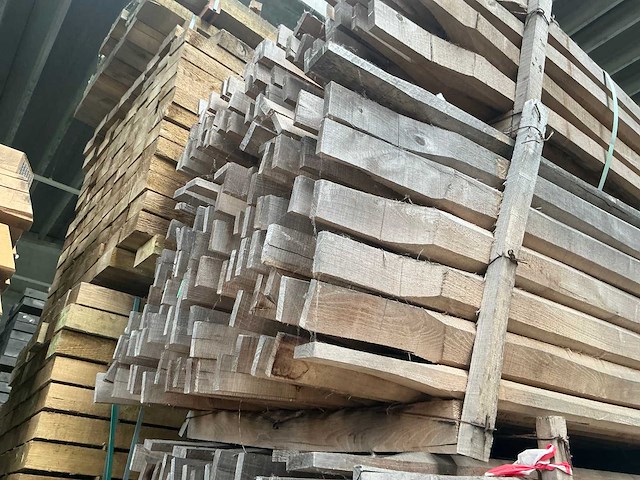 Robinia ligger gezaagd (100x) - afbeelding 3 van  4