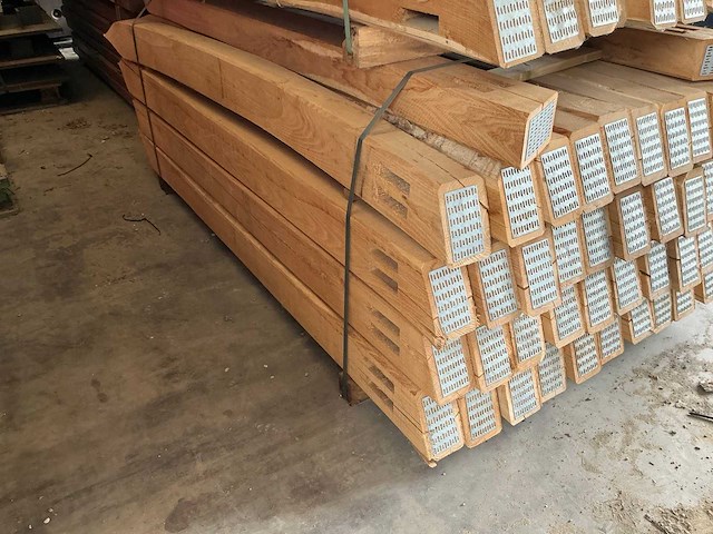 Robinia paal (42x) - afbeelding 1 van  4