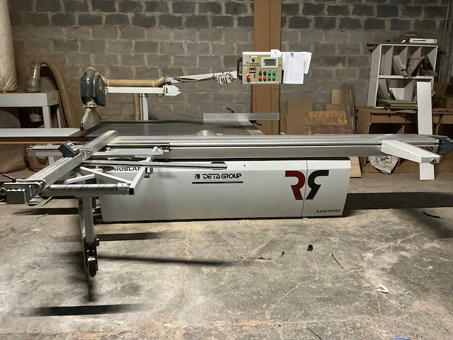 Robland nz 3200-3800 axis ergo paneelcirkelzaagmachine - afbeelding 1 van  11