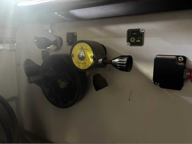 Robland z320 paneelzaag - afbeelding 5 van  8