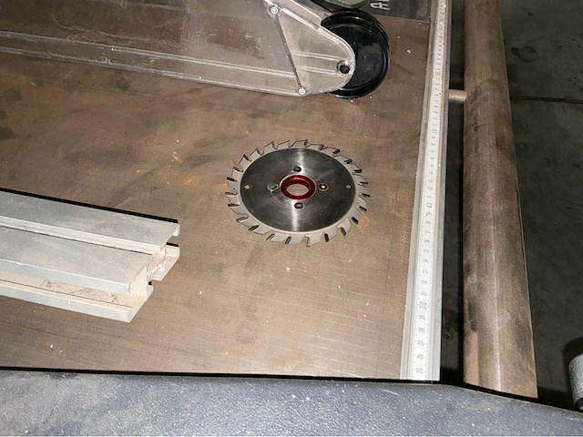 Robland z3200 formaatcirkelzaagmachine - afbeelding 3 van  11