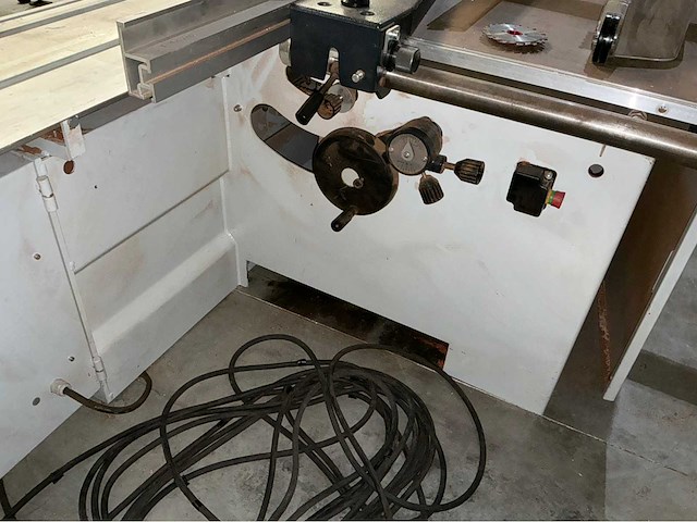 Robland z3200 formaatcirkelzaagmachine - afbeelding 6 van  11