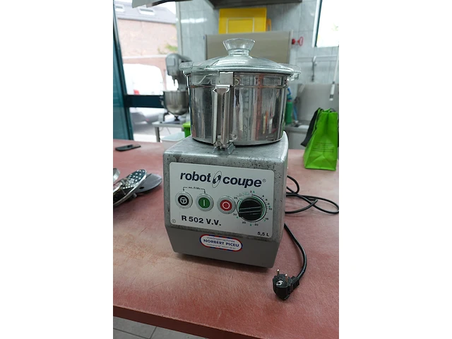 Robot coupe r502 v.v. cutter-mixer 5,5 liter - afbeelding 1 van  8