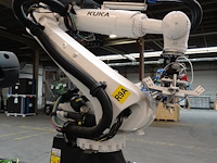 Robot kuka - afbeelding 8 van  13