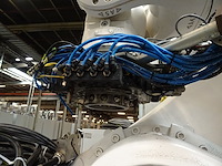 Robot kuka - afbeelding 4 van  9