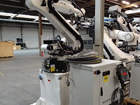 Robot kuka - afbeelding 4 van  9