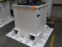 Robot kuka - afbeelding 7 van  12