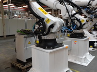 Robot kuka - afbeelding 8 van  12