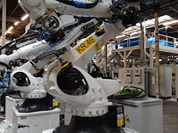 Robot kuka - afbeelding 4 van  10