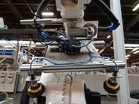 Robot kuka - afbeelding 5 van  10