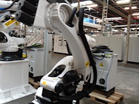 Robot kuka - afbeelding 3 van  10