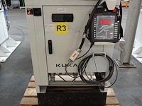 Robot kuka - afbeelding 8 van  10