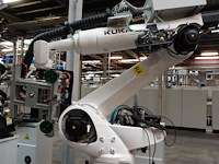 Robot kuka - afbeelding 7 van  14