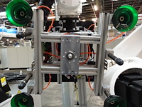 Robot kuka - afbeelding 9 van  14