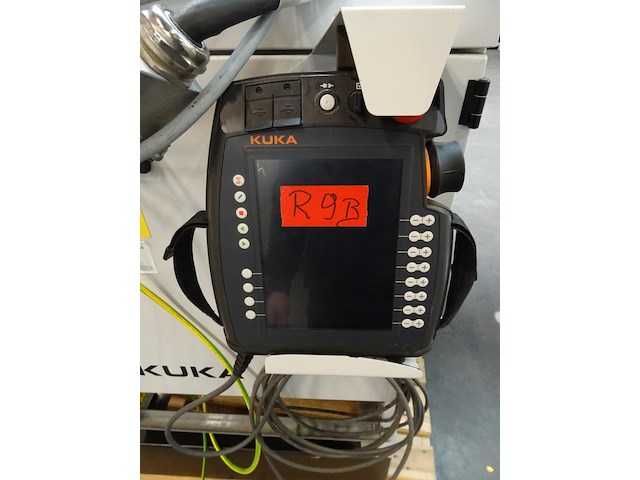 Robot kuka - afbeelding 2 van  11