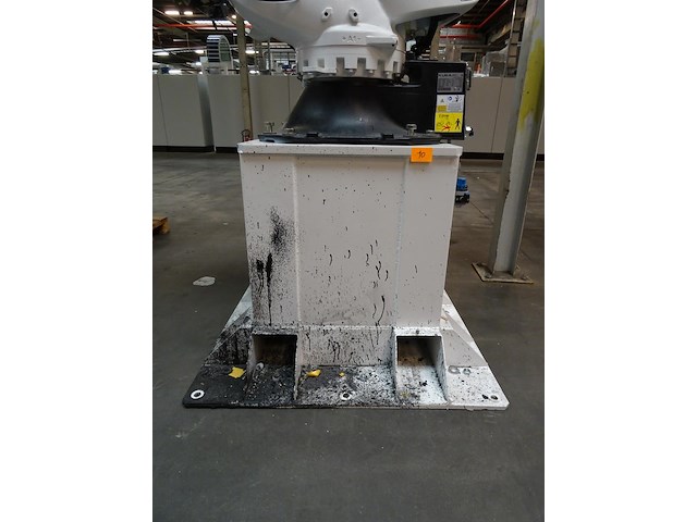 Robot kuka - afbeelding 5 van  11