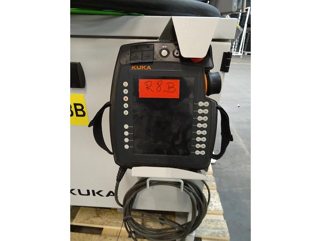 Robot kuka - afbeelding 2 van  11