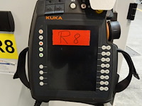 Robot kuka - afbeelding 10 van  10