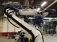 Robot kuka - afbeelding 6 van  11
