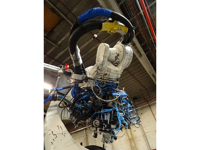 Robot kuka - afbeelding 7 van  11