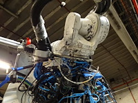 Robot kuka - afbeelding 7 van  11