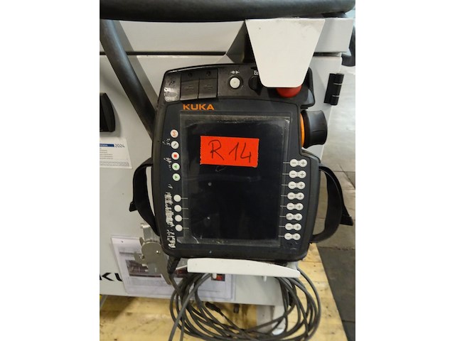 Robot kuka - afbeelding 2 van  11