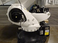 Robot kuka - afbeelding 5 van  11